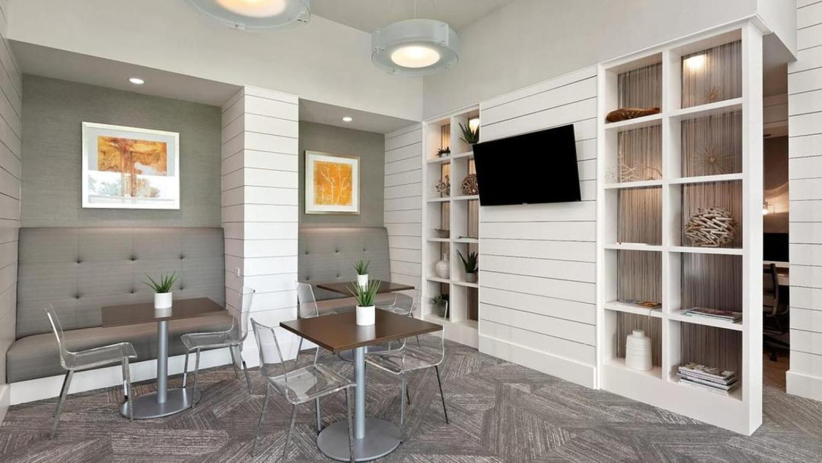 Landing At The Green At Plum Creek - 2 Bedrooms In Kyle Kültér fotó